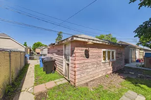 5208 S Long Ave, Chicago, IL 60638 - Photo 16