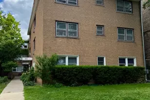 1517 W Lunt Ave, Chicago, IL 60626 - Photo 2