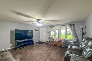 5155 Lake Rd, Mattoon, IL 61938 - Photo 8
