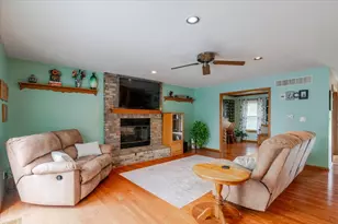 1914 Berkshire Gardens Cc Ln, Normal, IL 61761 - Photo 4