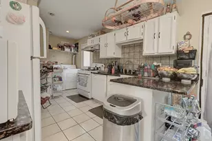 440 Wright Ct, Bolingbrook, IL 60440 - Photo 4