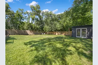 1349 Tinker Way, Glenview, IL 60025 - Photo 18