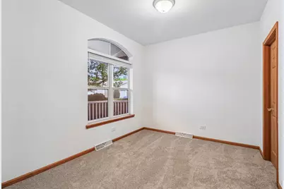 227 Rodeo Drive, Grayslake, IL 60030 - Photo 16