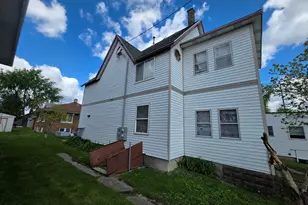 333 N 7th St, Dekalb, IL 60115 - Photo 2