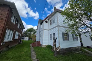 333 N 7th St, Dekalb, IL 60115 - Photo 4