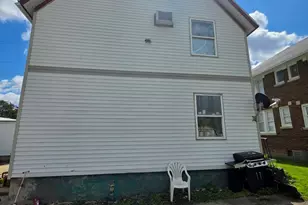 333 N 7th St, Dekalb, IL 60115 - Photo 6