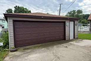 13514 Short Dr, Crestwood, IL 60418 - Photo 4