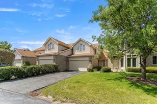 6930 Lexington Ct, Tinley Park, IL 60477 - Photo 2