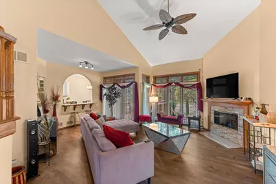6930 Lexington Court, Tinley Park, IL 60477 - Photo 4