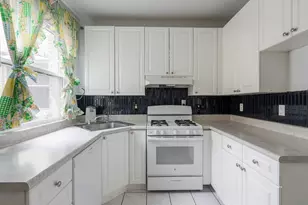 6656 N Newgard Ave, Chicago, IL 60626 - Photo 2