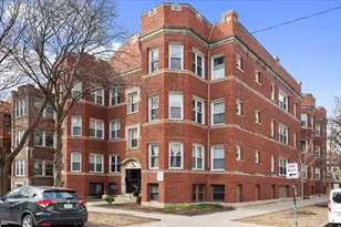 6656 N Newgard Ave, Chicago, IL 60626 - Photo 1