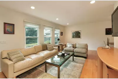 133 Burr Oak Court, Deerfield, IL 60015 - Photo 2
