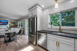 265 Mulford Ln, Roselle, IL 60172 - Photo 8