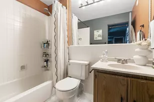 40 E 9th St, Chicago, IL 60605 - Photo 8