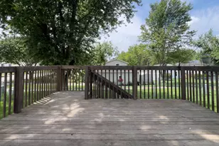 1402 N Hershey Rd, Bloomington, IL 61704 - Photo 32