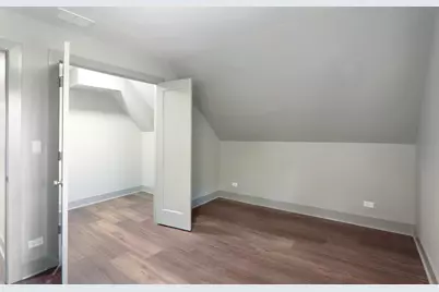 819 Mapleton Avenue, Oak Park, IL 60302 - Photo 24