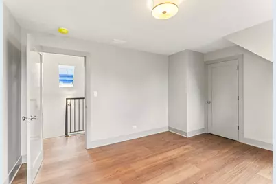819 Mapleton Avenue, Oak Park, IL 60302 - Photo 30