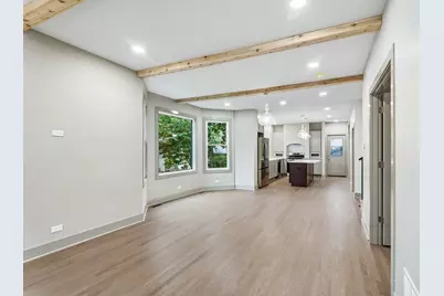 819 Mapleton Avenue, Oak Park, IL 60302 - Photo 12