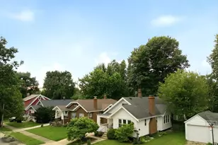 405 Kreitzer Ave, Bloomington, IL 61701 - Photo 34