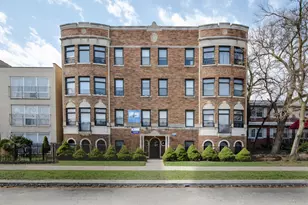 6660 N Damen Ave, Chicago, IL 60645 - Photo 1
