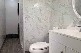 935 S Cedarcrest Dr, Schaumburg, IL 60193 - Photo 18