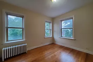 1735 W 91st St, Chicago, IL 60620 - Photo 2