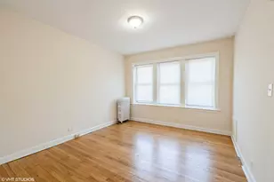 1735 W 91st St, Chicago, IL 60620 - Photo 6