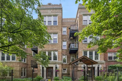1637 W Pratt Boulevard #1W, Chicago, IL 60626 - Photo 1