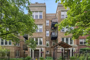 1637 W Pratt Blvd, Chicago, IL 60626 - Photo 1