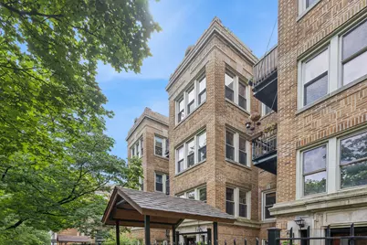 1637 W Pratt Boulevard #1W, Chicago, IL 60626 - Photo 2