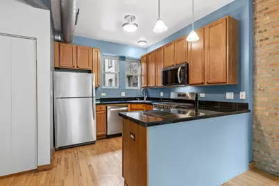 1637 W Pratt Boulevard #1W, Chicago, IL 60626 - Photo 6