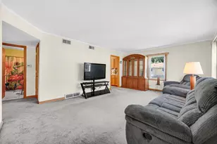 16914 Sayre Ave, Tinley Park, IL 60477 - Photo 2