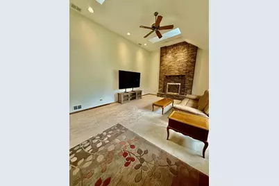 156 Elizabeth Court, Wood Dale, IL 60191 - Photo 12