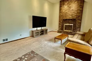 156 Elizabeth Ct, Wood Dale, IL 60191 - Photo 12