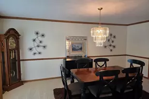 156 Elizabeth Ct, Wood Dale, IL 60191 - Photo 6