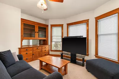 424 S 7th Street, Dekalb, IL 60115 - Photo 4
