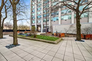 3600 N Lake Shore Dr, Chicago, IL 60613 - Photo 28