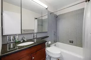 3600 N Lake Shore Dr, Chicago, IL 60613 - Photo 14