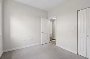 3042 W Diversey Ave, Chicago, IL 60647 - Photo 22