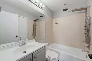 2674 Waterford Ct, Aurora, IL 60502 - Photo 24