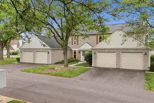 2674 Waterford Ct, Aurora, IL 60502 - Photo 1