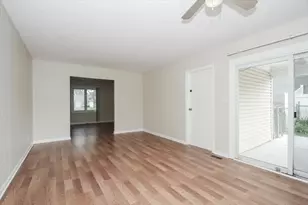 1475 Rosedale Ln, Hoffman Estates, IL 60169 - Photo 12