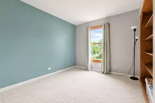 1891 Fox Run Dr, Elk Grove Village, IL 60007 - Photo 10