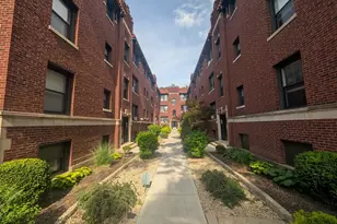 2641 N Spaulding Ave, Chicago, IL 60647 - Photo 2