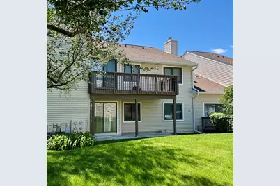 1036 N Pine Tree Circle, Buffalo Grove, IL 60089 - Photo 6