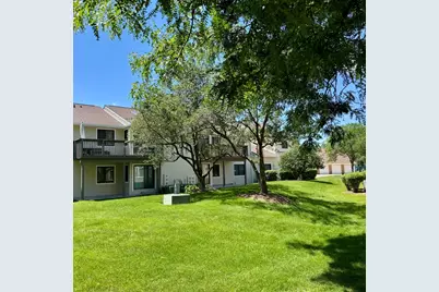 1036 N Pine Tree Circle, Buffalo Grove, IL 60089 - Photo 4