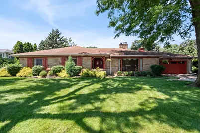 6650 N Lightfoot Avenue, Chicago, IL 60646 - Photo 1