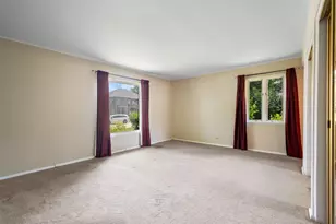 6650 N Lightfoot Ave, Chicago, IL 60646 - Photo 14