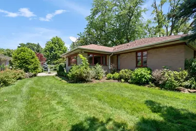 6650 N Lightfoot Avenue, Chicago, IL 60646 - Photo 22