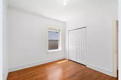 2315 W Waveland Avenue #1, Chicago, IL 60618 - Photo 8